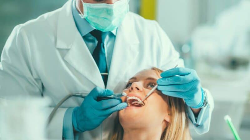 רפואת שיניים הוליסטית