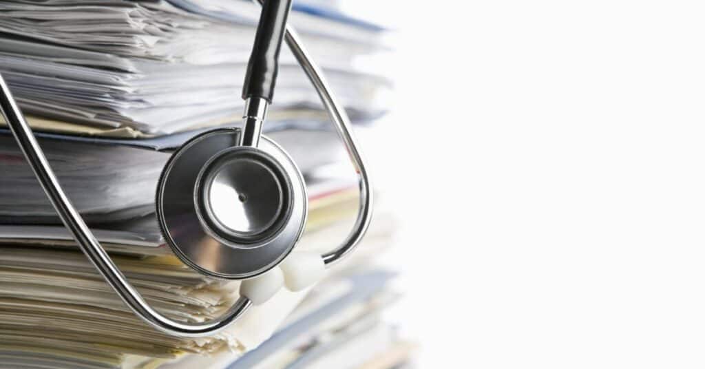 ארבעה  יתרונות לתרגום מסמכים רפואיים עי אנשים מקצוע